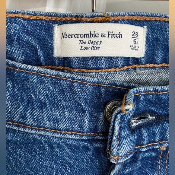Abercrombie & Fitch The Baggy lowrise jeans - Picture 6 of 7